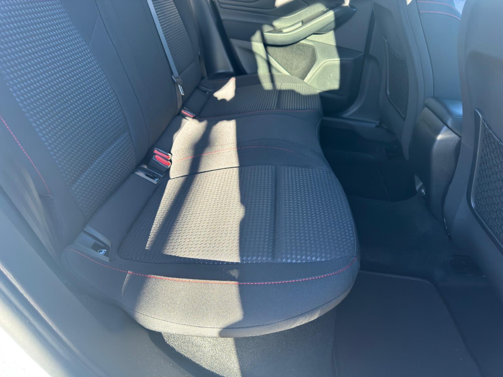 
								Ford Focus 1.5 Benzyna ST LINE full									