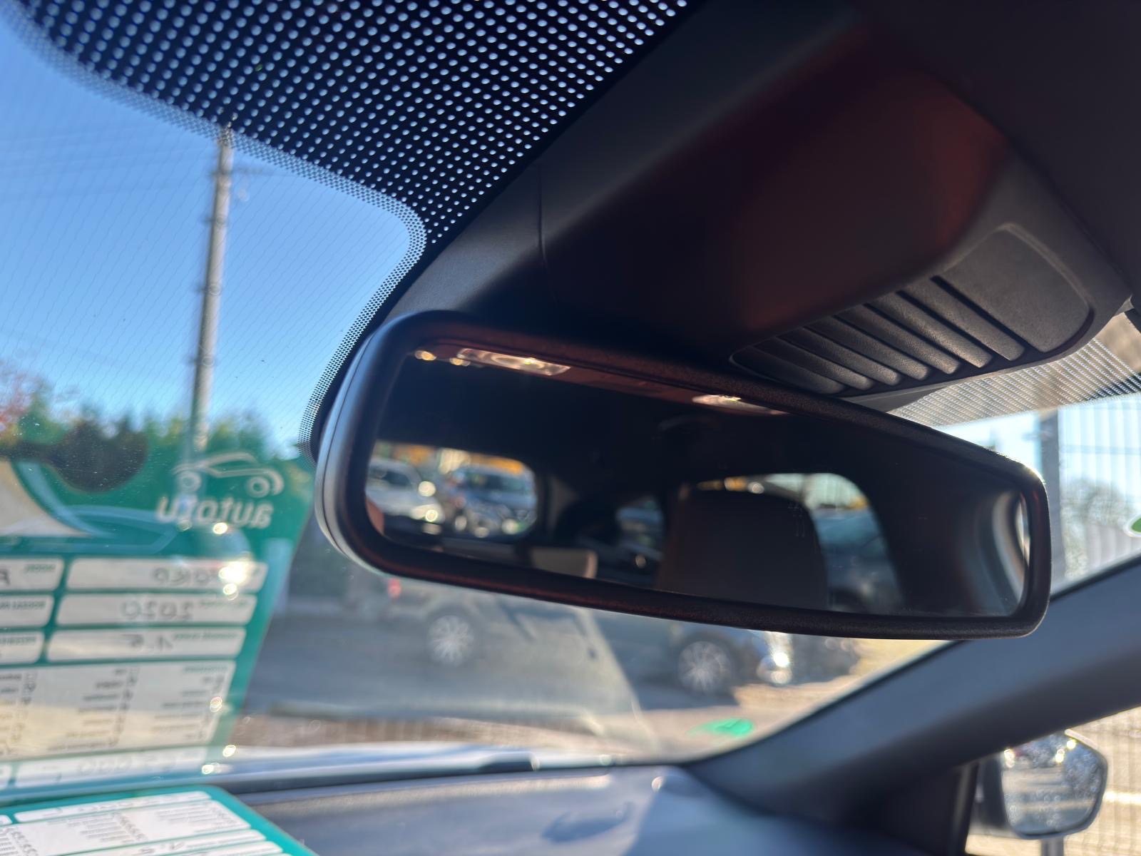 
								Ford Focus 1.5 Benzyna ST LINE full									