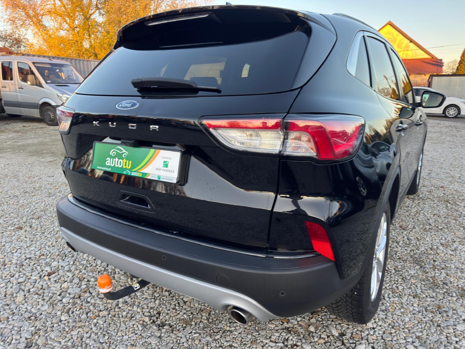 
								Ford Kuga 1.5 EcoBoost TITANIUM X full									