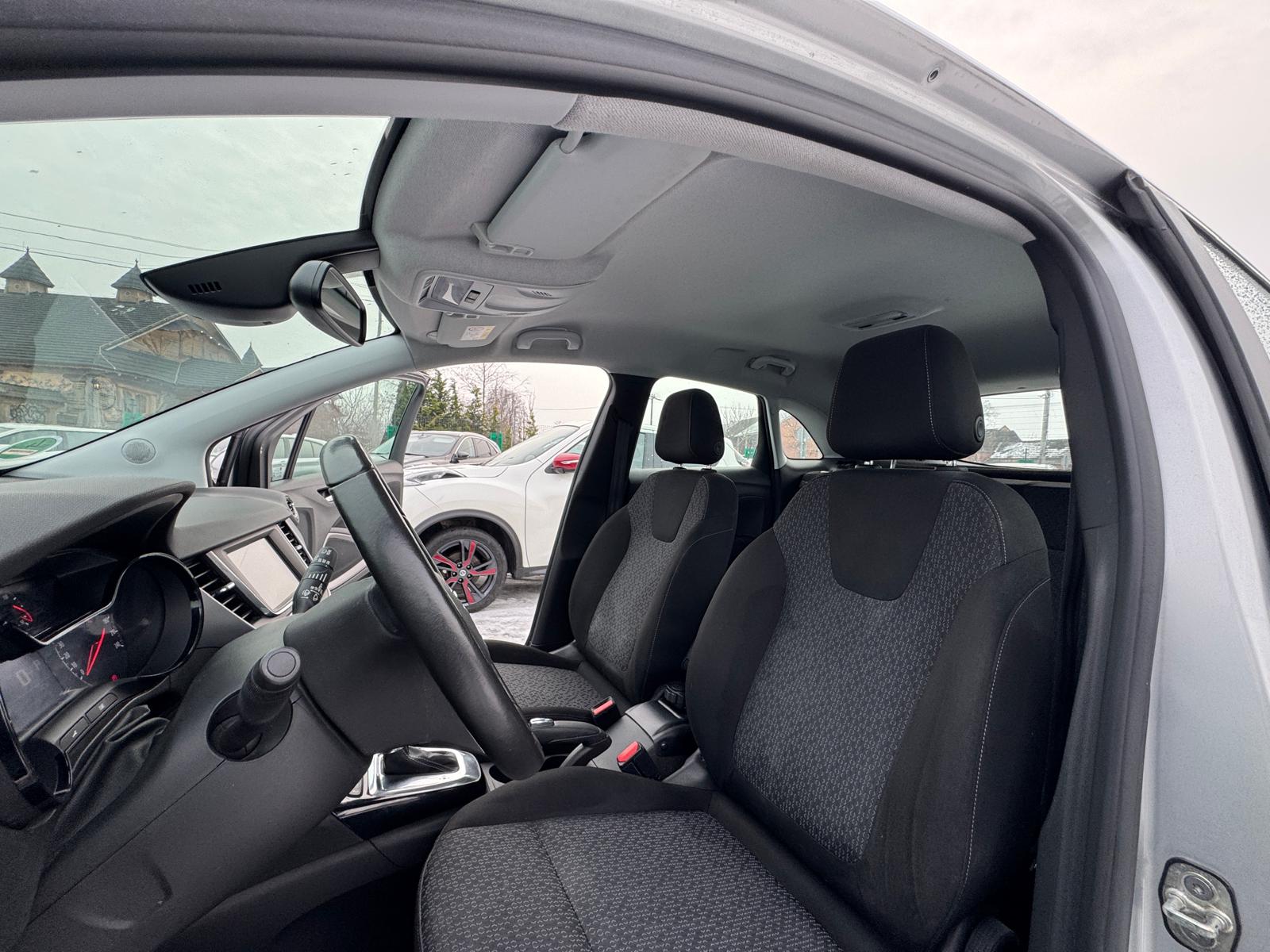 
								Opel Crossland X 1.2 Turbo Automat full									