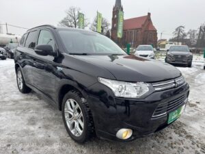 Mitsubishi Outlander 4X4 Plug-in Hybrid EV