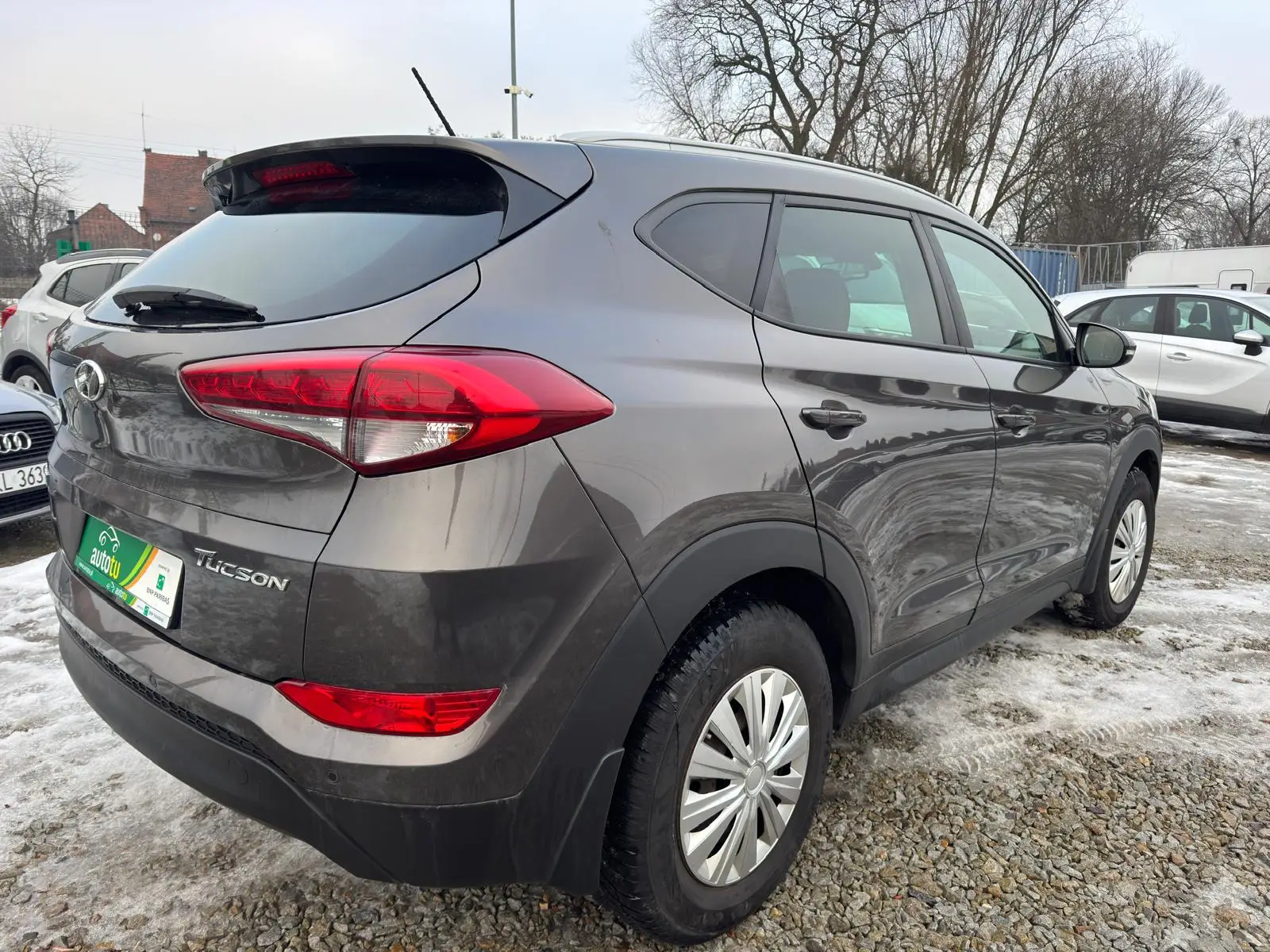 
								Hyundai Tucson 1.6 GDI full									
