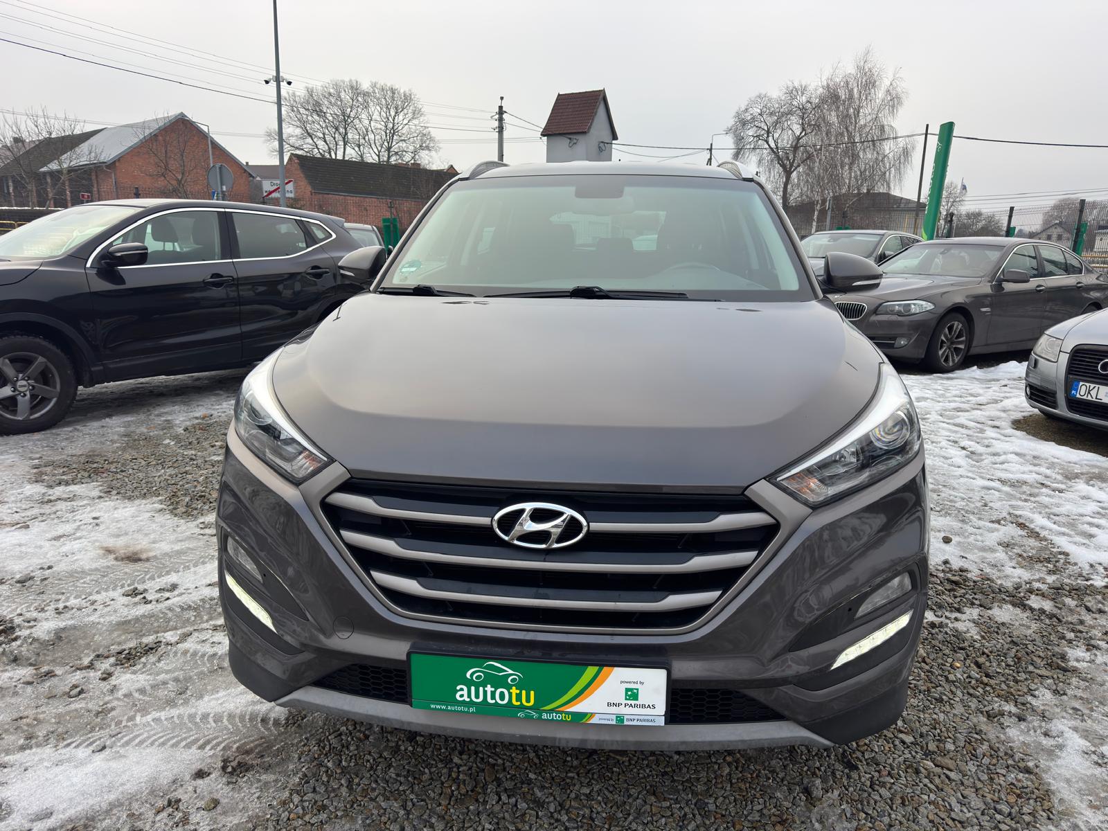 
								Hyundai Tucson 1.6 GDI full									