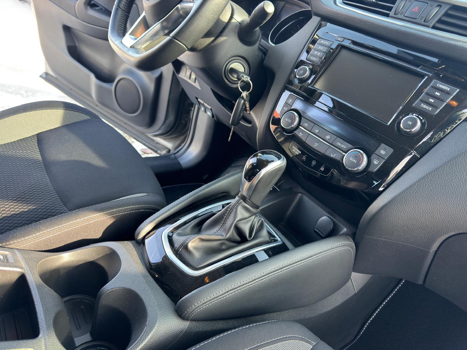 
								Nissan Qashqai Automat 1.3 159 KM full									