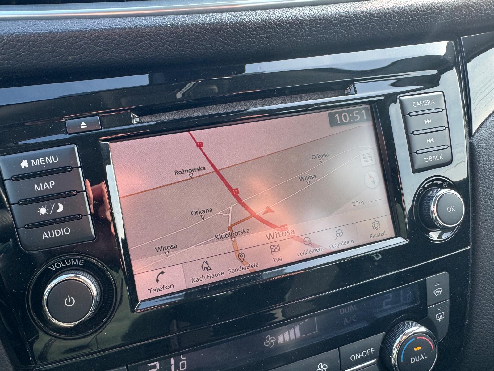 
								Nissan Qashqai Automat 1.3 159 KM full									