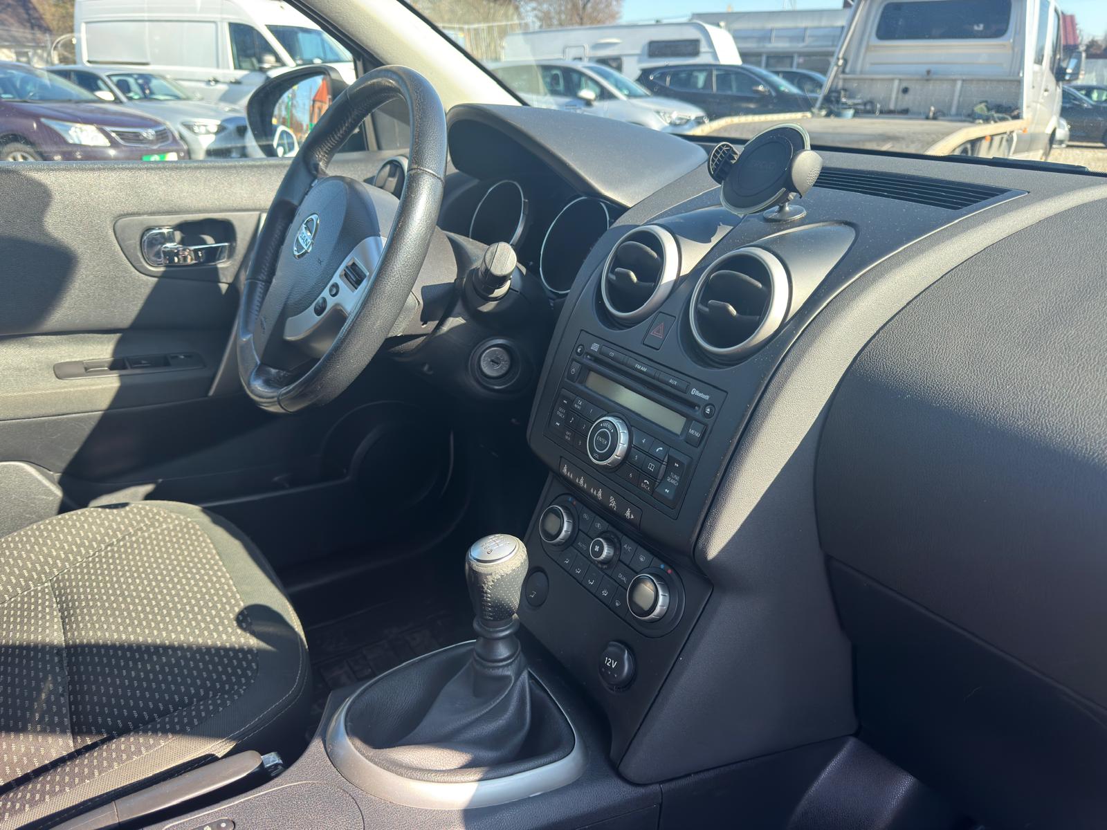 
								Nissan Qasqai 1.5 diesel full									