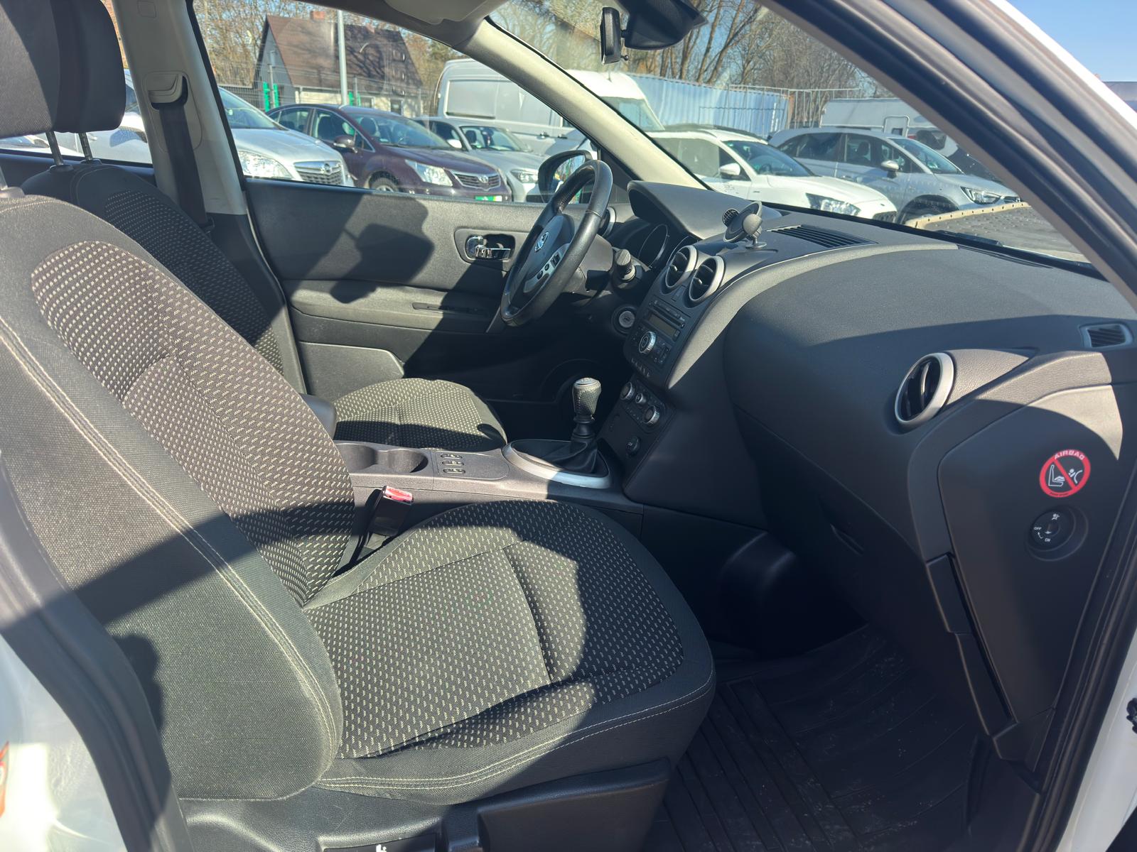 
								Nissan Qasqai 1.5 diesel full									