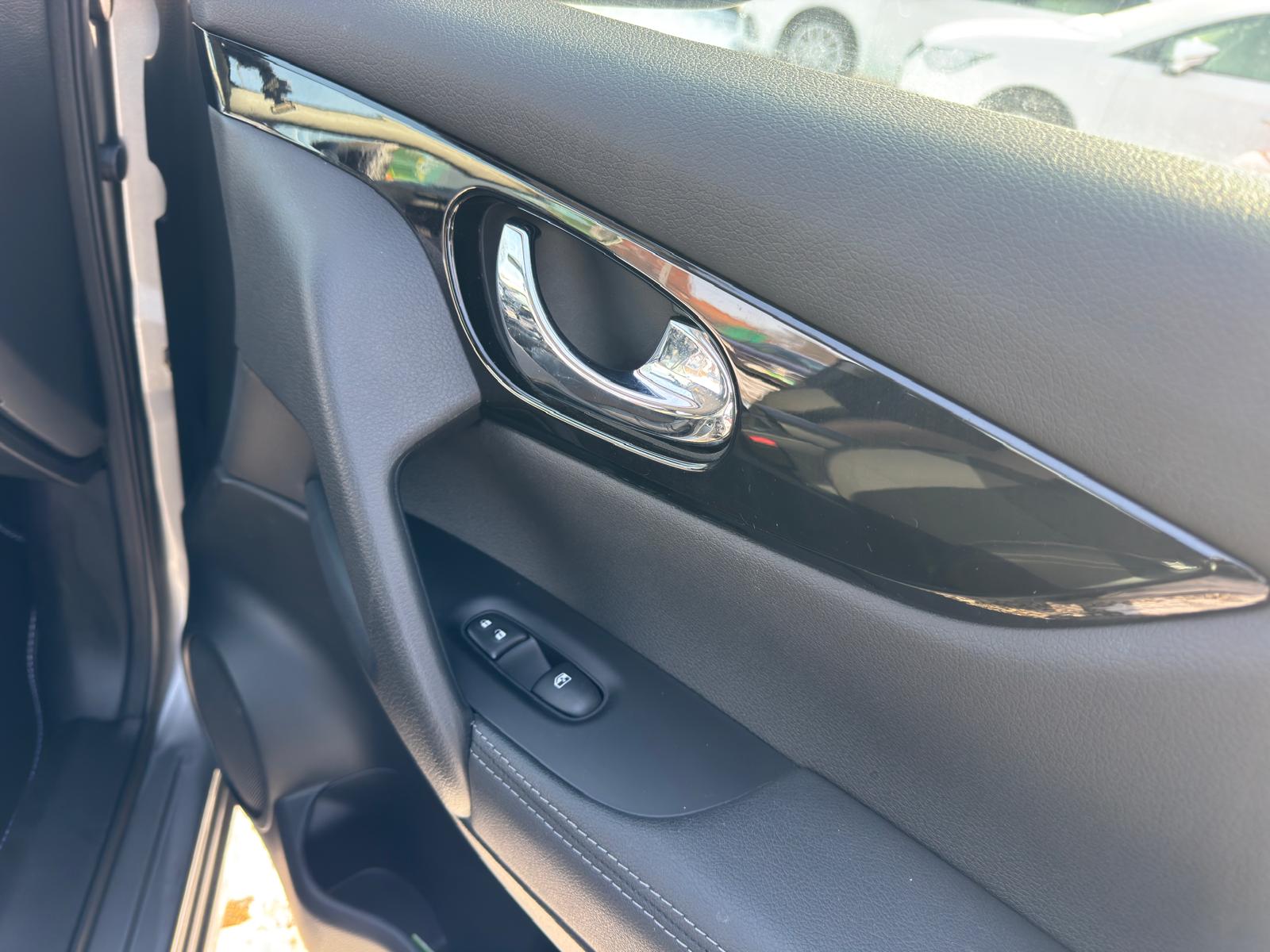 
								Nissan Qashqai Automat 1.3 159 KM full									