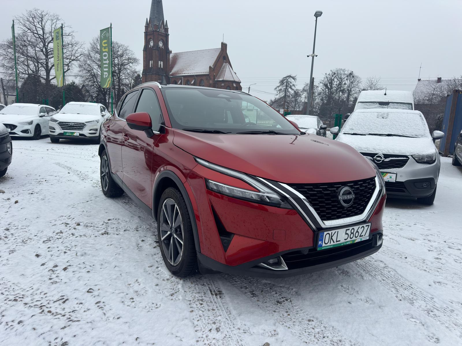 
								Nissan Qashqai TEKNA 1.3 benzyna MILD HYBRID full									