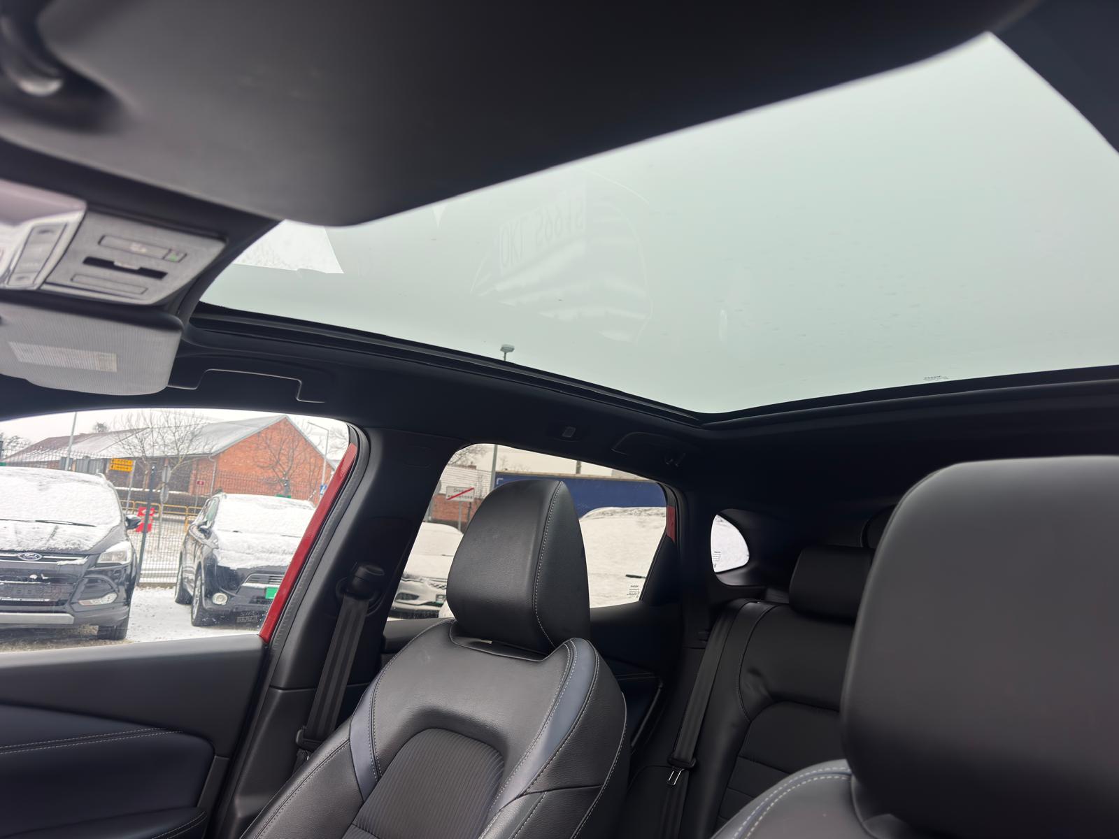 
								Nissan Qashqai TEKNA 1.3 benzyna MILD HYBRID full									