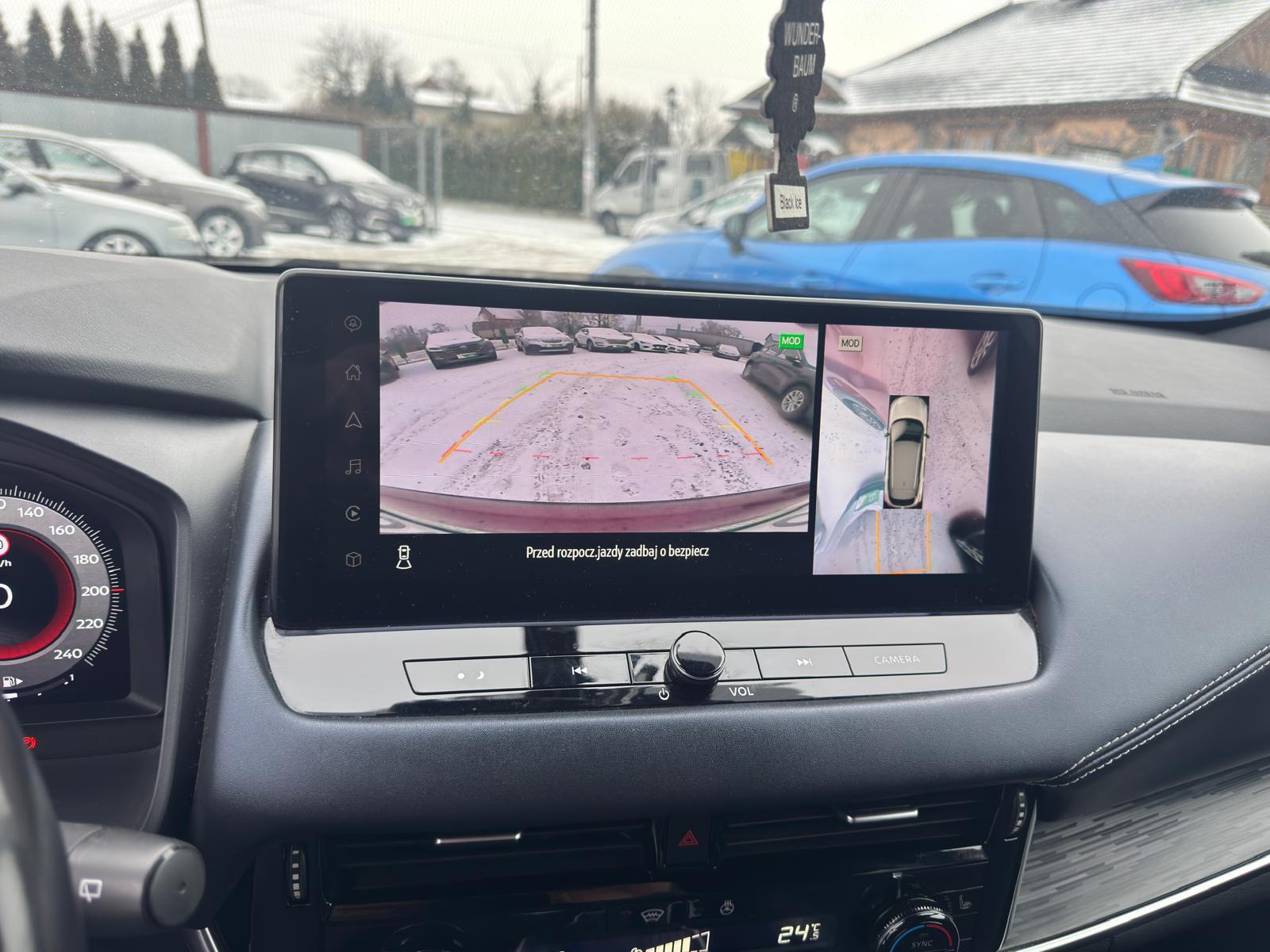 
								Nissan Qashqai TEKNA 1.3 benzyna MILD HYBRID full									