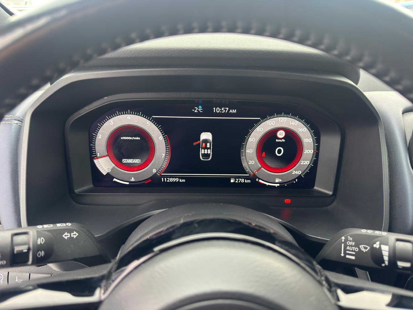 
								Nissan Qashqai TEKNA 1.3 benzyna MILD HYBRID full									