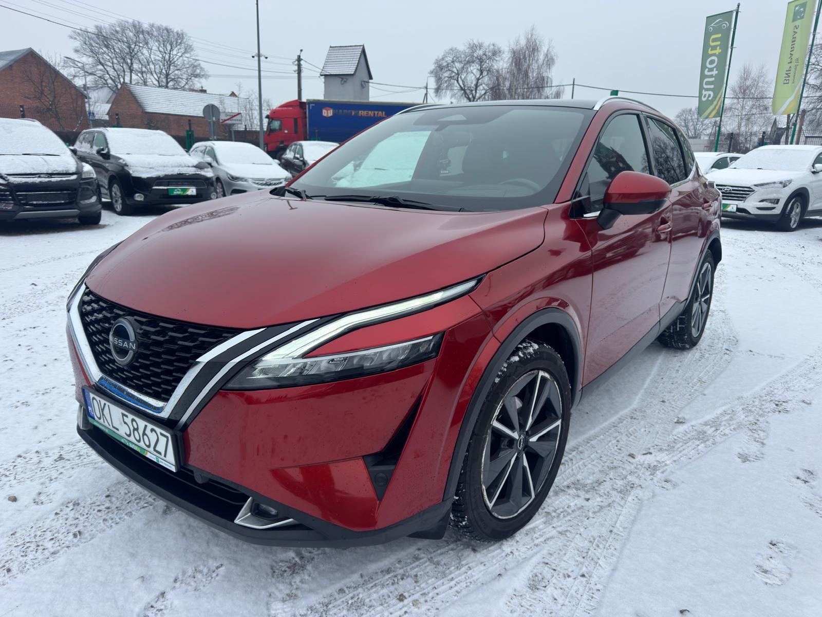 
								Nissan Qashqai TEKNA 1.3 benzyna MILD HYBRID full									