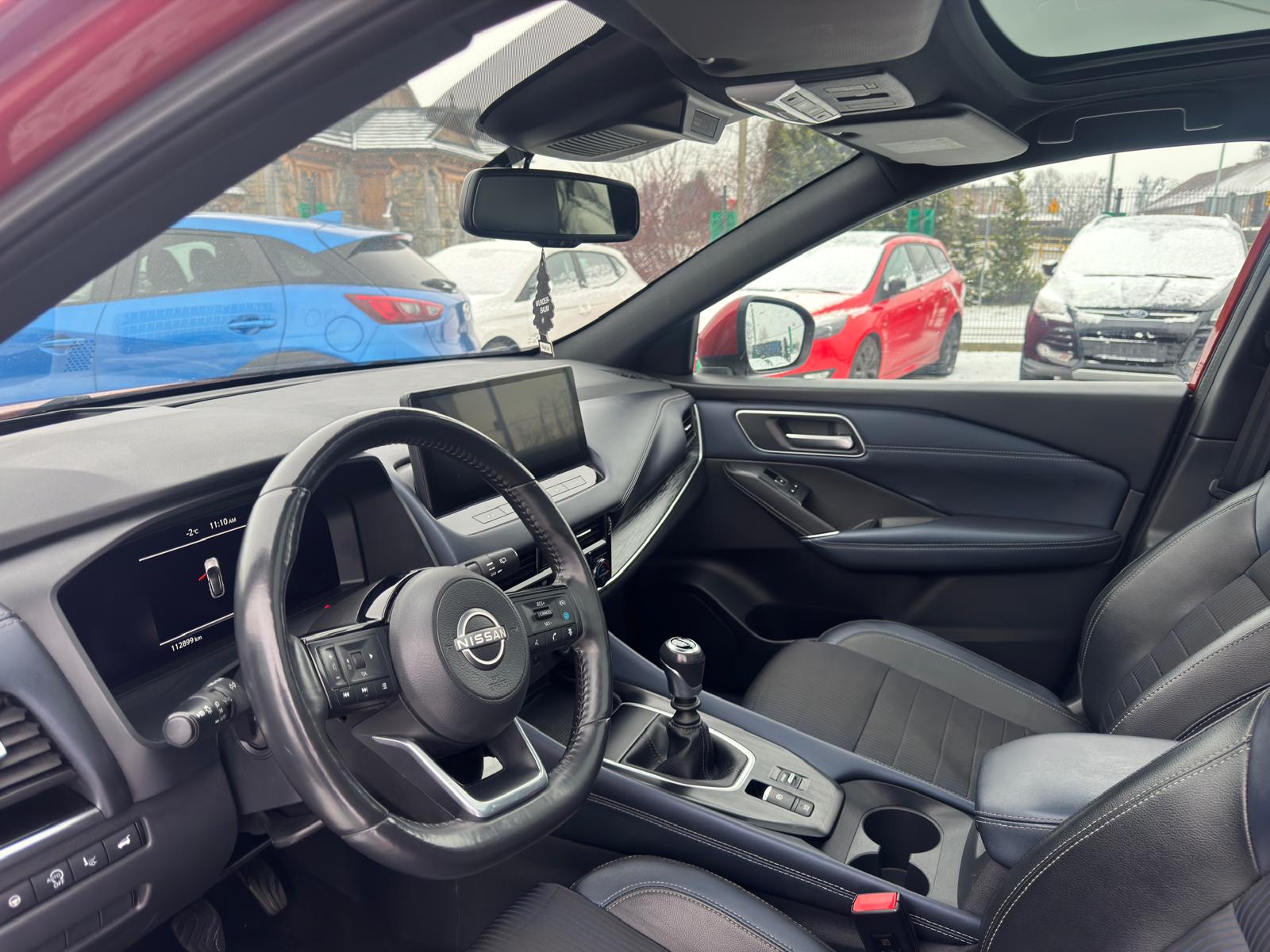 
								Nissan Qashqai TEKNA 1.3 benzyna MILD HYBRID full									