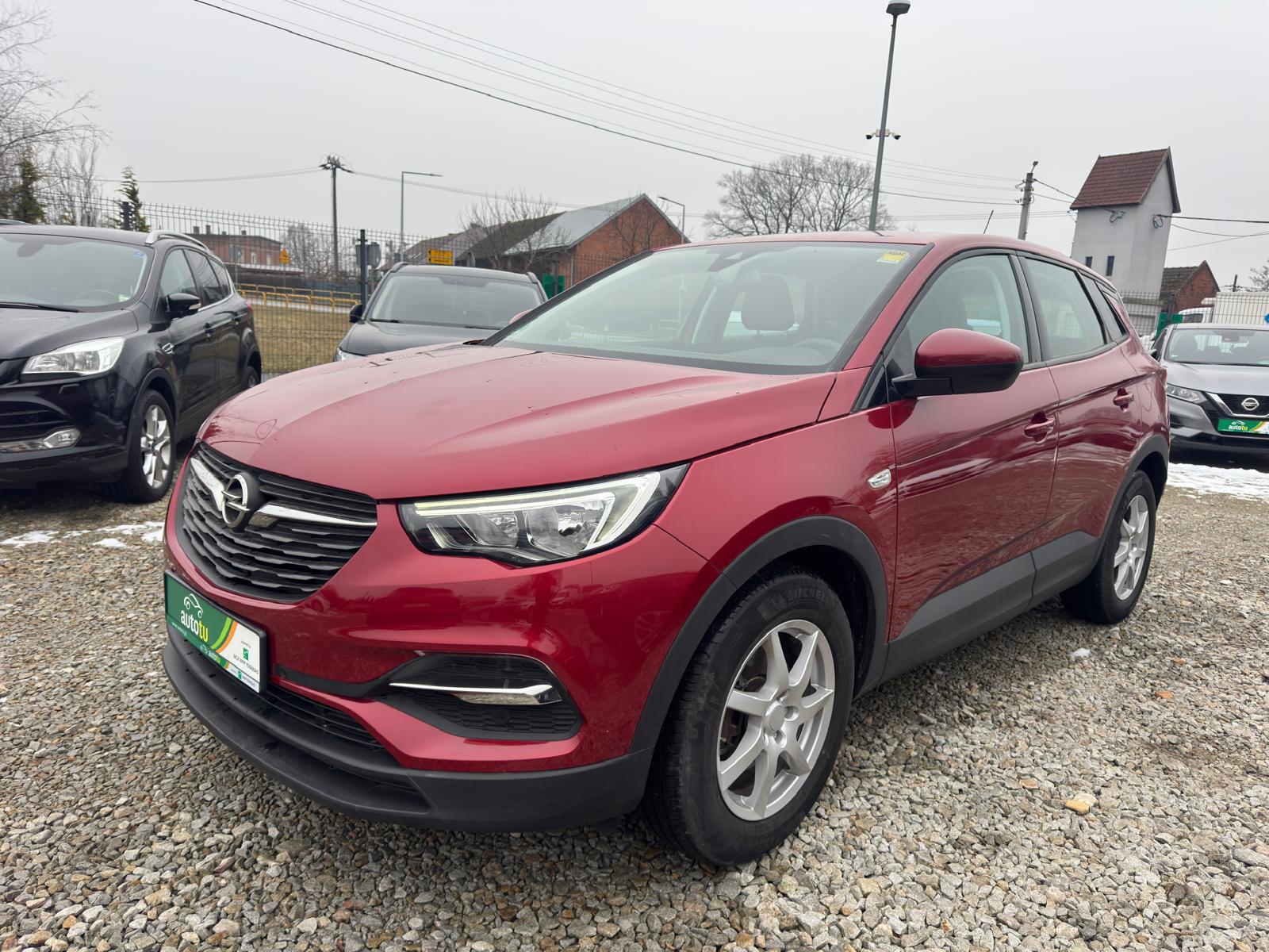 
								Opel Grandland X 1.2 Benzyna 130KM full									