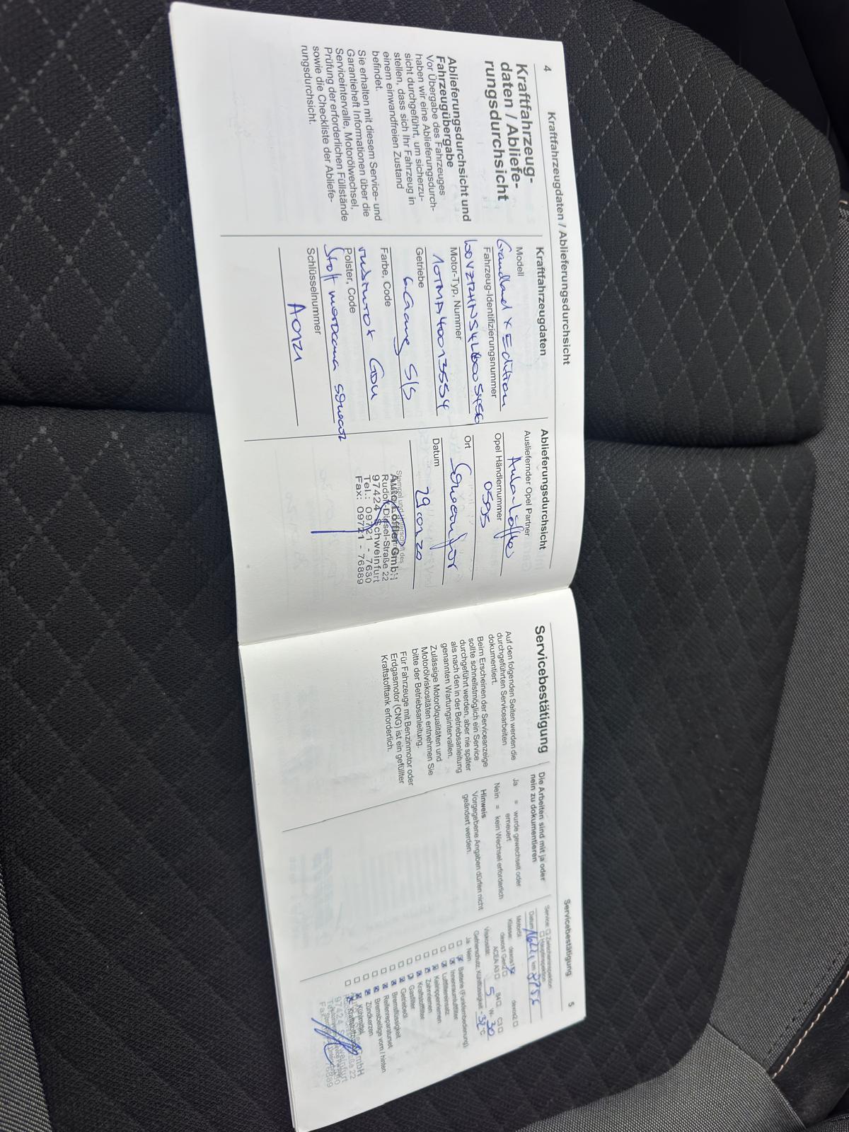 
								Opel Grandland X 1.2 Benzyna 130KM full									