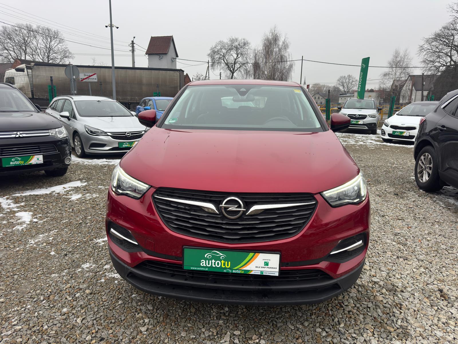 
								Opel Grandland X 1.2 Benzyna 130KM full									