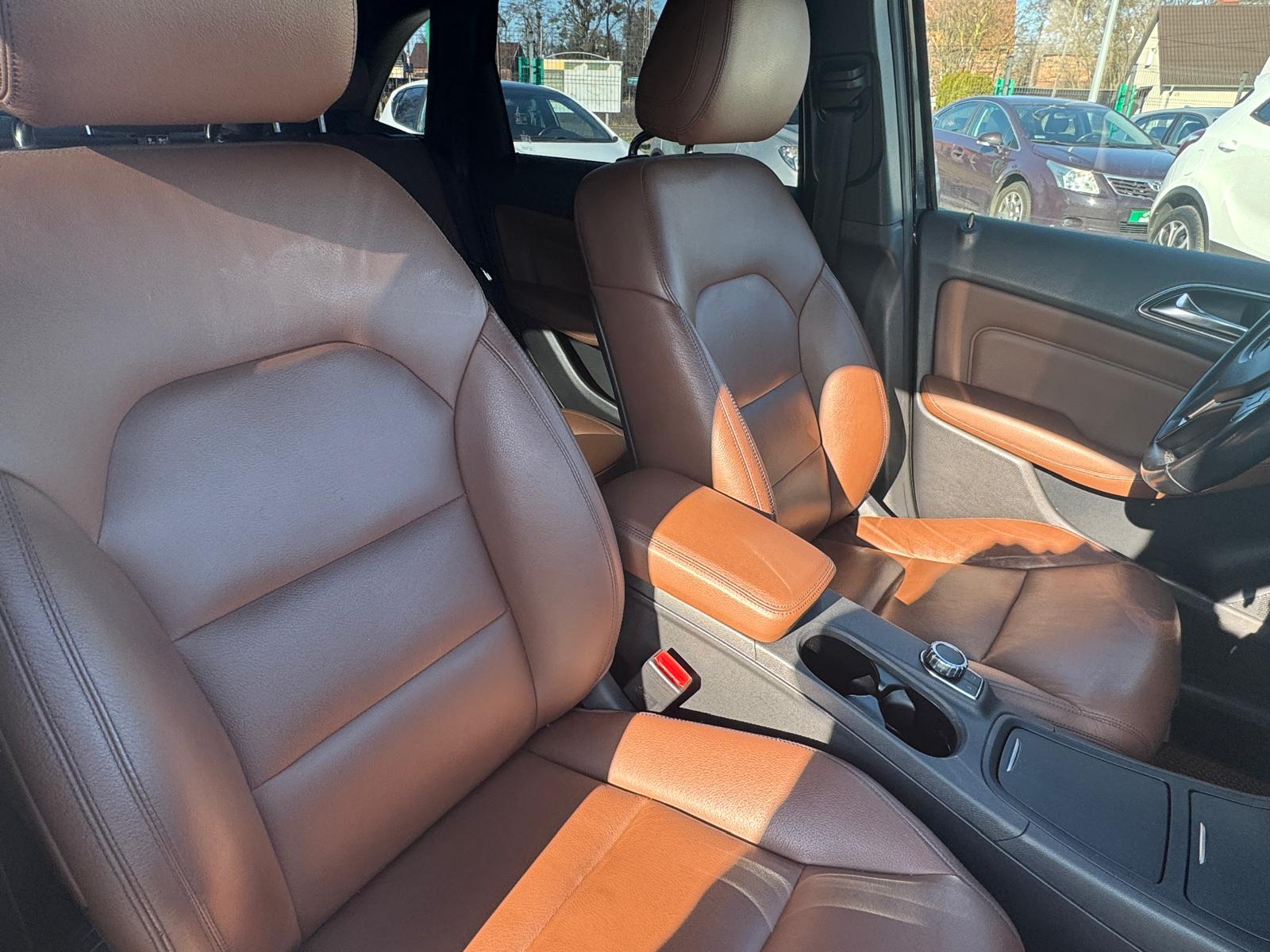 
								MERCEDES B 180 CDI full									