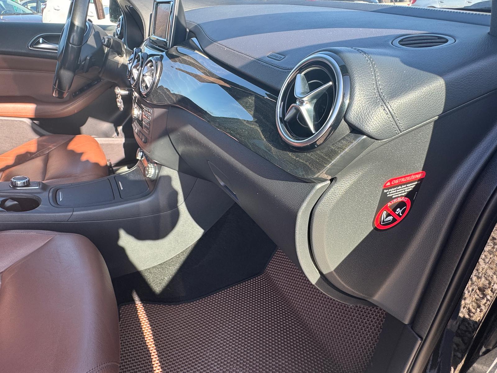 
								MERCEDES B 180 CDI full									