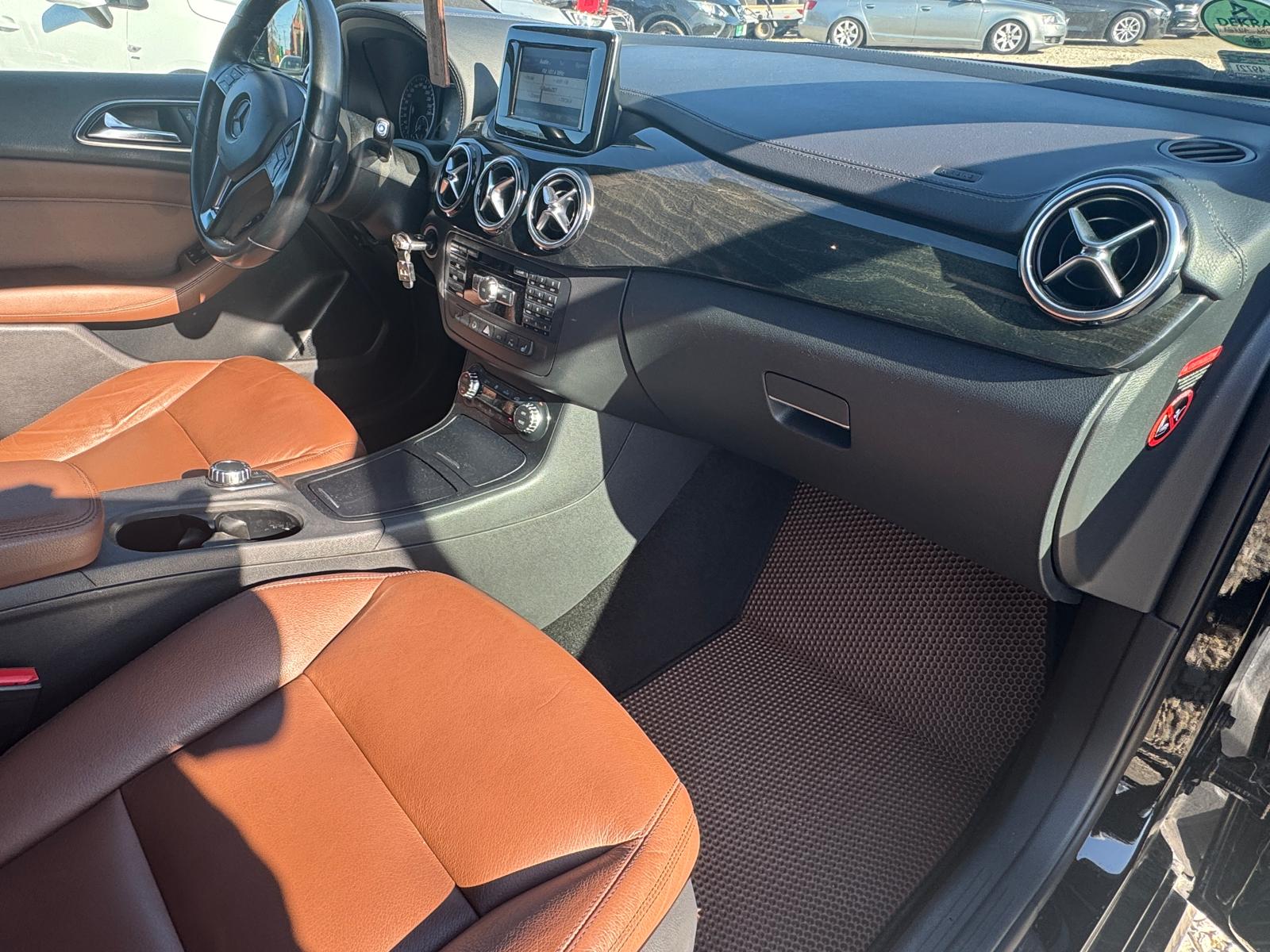 
								MERCEDES B 180 CDI full									