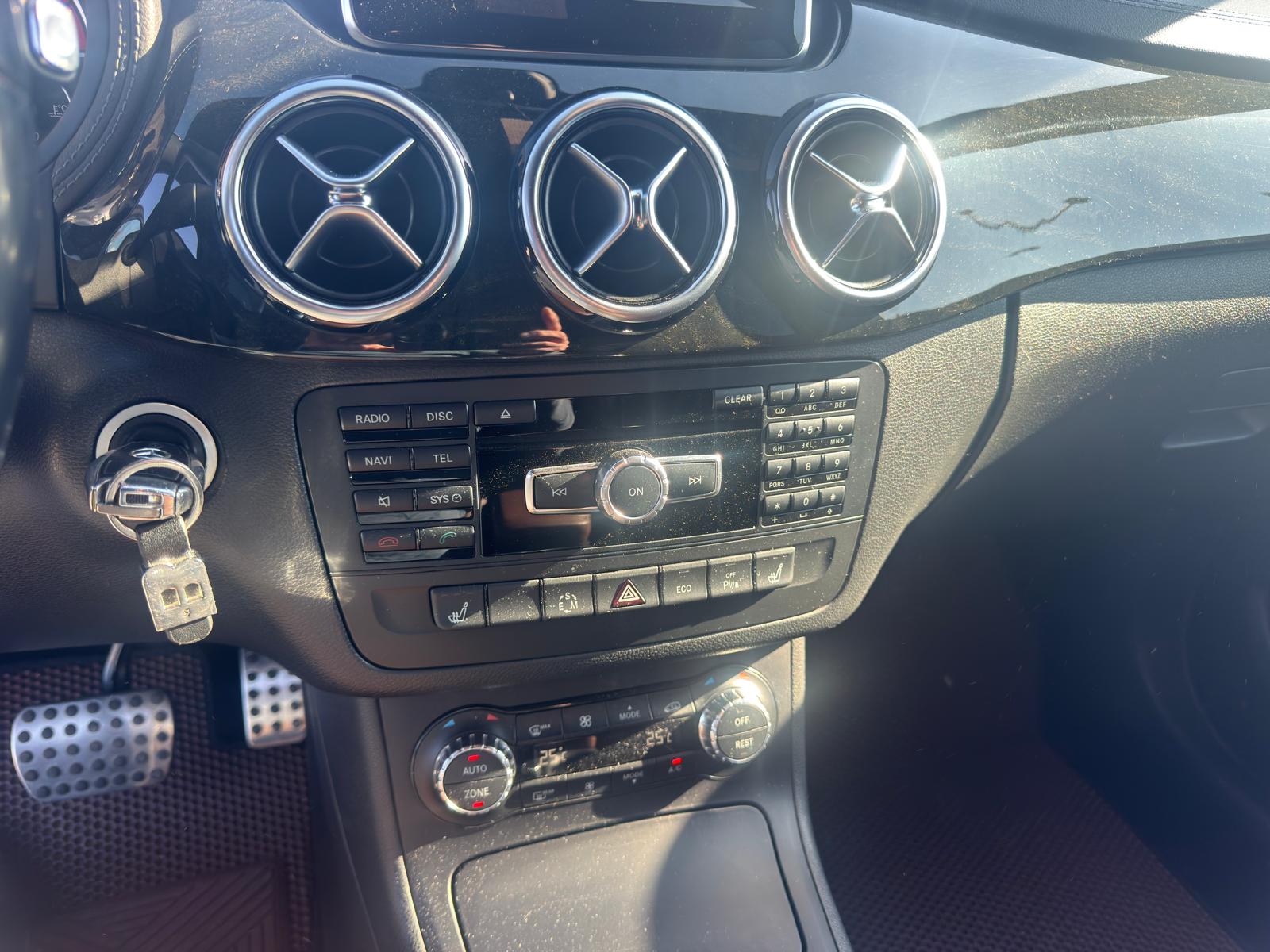 
								MERCEDES B 180 CDI full									