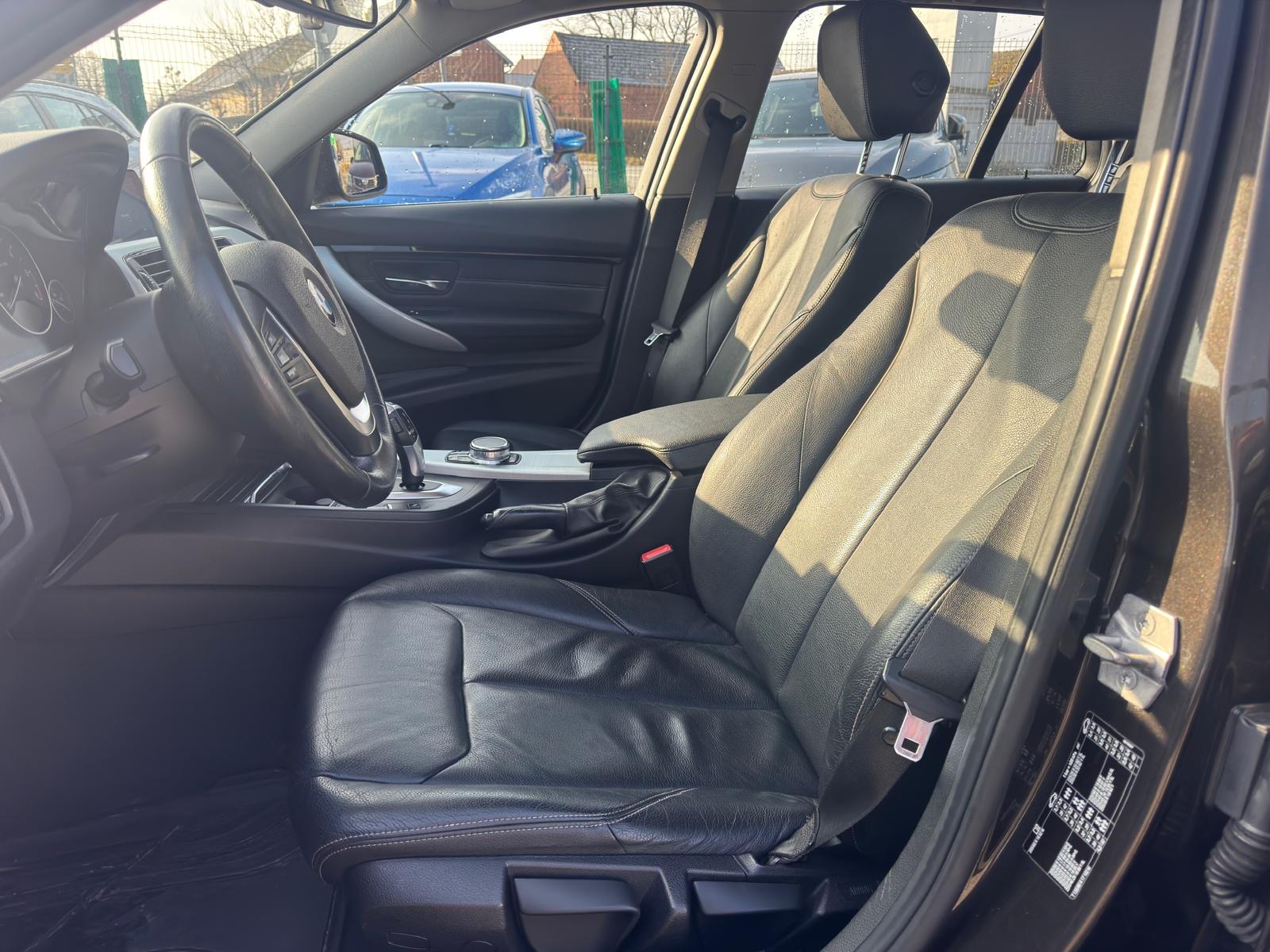 
								Bmw 320d Automat full									