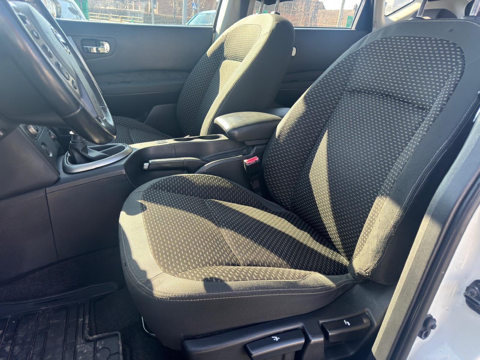 
								Nissan Qasqai 1.5 diesel full									