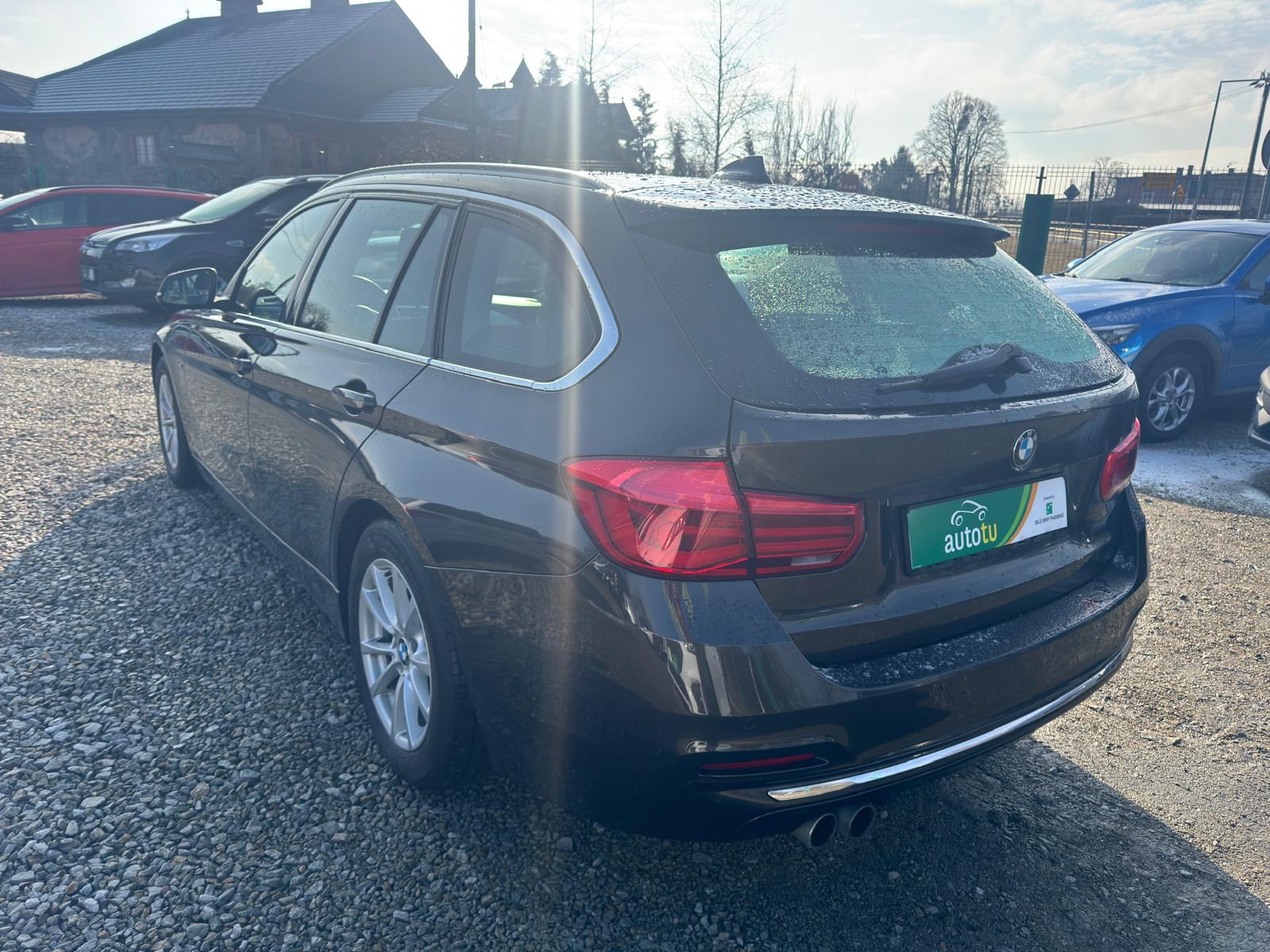 
								Bmw 320d Automat full									