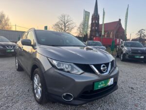 Nissan Qashqai 1.2 Benzyna N-Connecta Automat Panorama