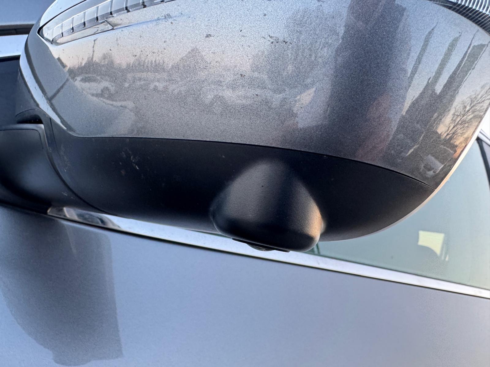 
								Nissan Qashqai 1.2 Benzyna N-Connecta Automat Panorama full									