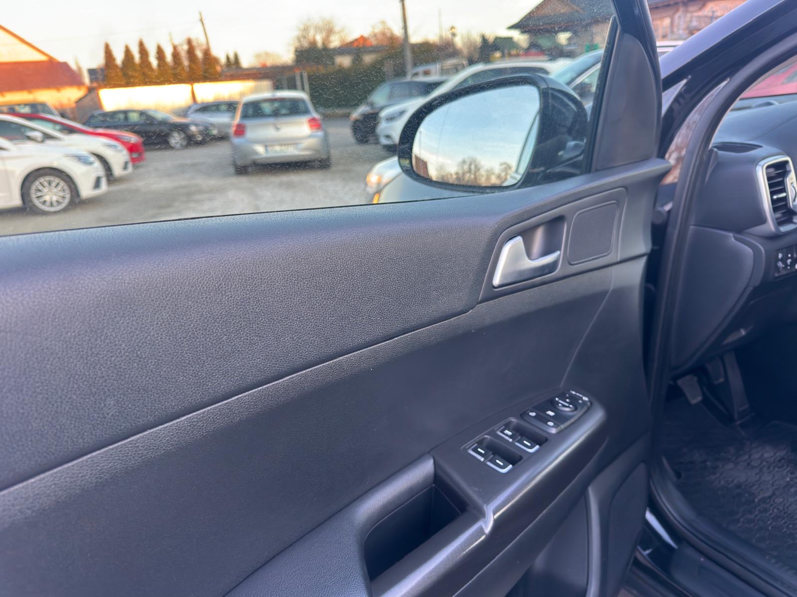 
								Kia Sportage 2.0 Diesel 4×4 full									